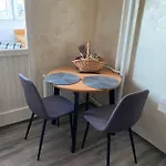 Lovely And Cosy 1-Bedroom Apartment