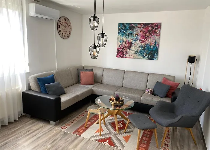 Lovely And Cosy 1-Bedroom Apartment